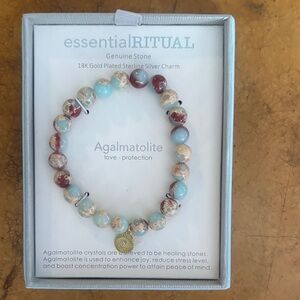 Agalmatolite Bracelet with Gold Charm